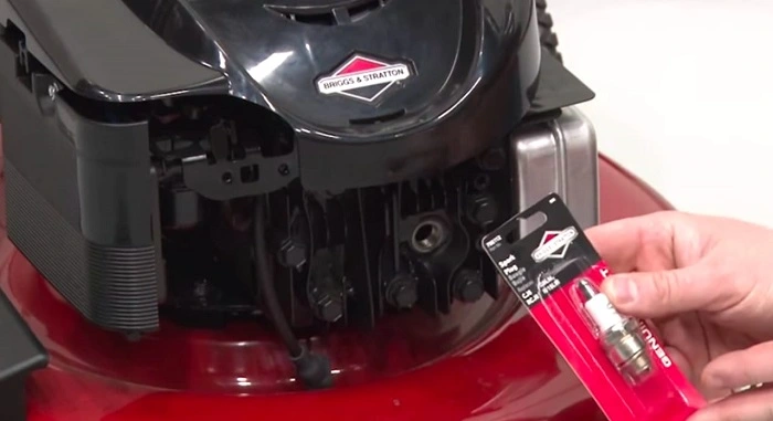 Briggs and Stratton lawn Mower Spark Plug