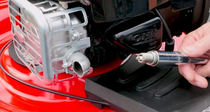 Spark Plugs in governor