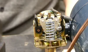 image of a 220-volt well pressure switch