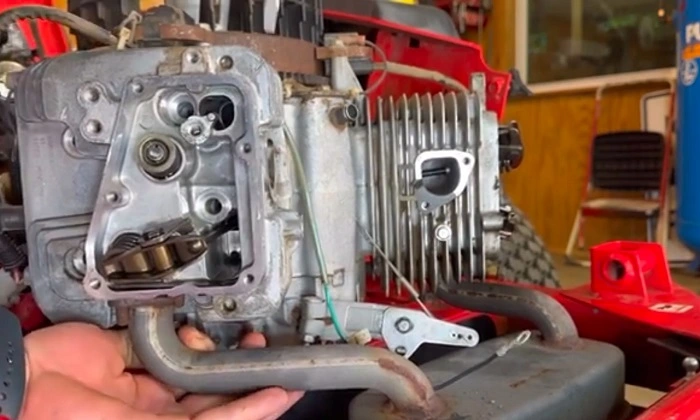 image of Kawasaki fr691v head gasket